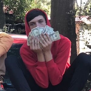 Meet your Posher, Ian